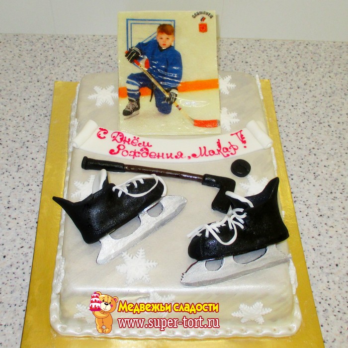 Торт для хоккеиста с портретом